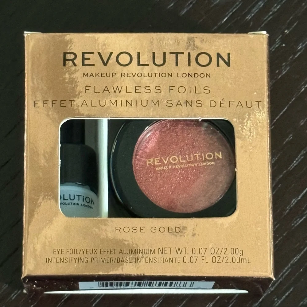 New Bundle of Two Makeup Revolution Flawless Foils Eyeshadow, Rose Gold